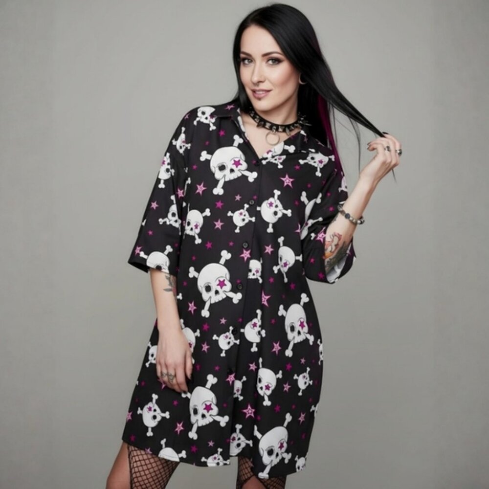 Widow ✦ Start A Riot Oversized Button‑Up Shirt ✦ White Pink Skull Star Print XS